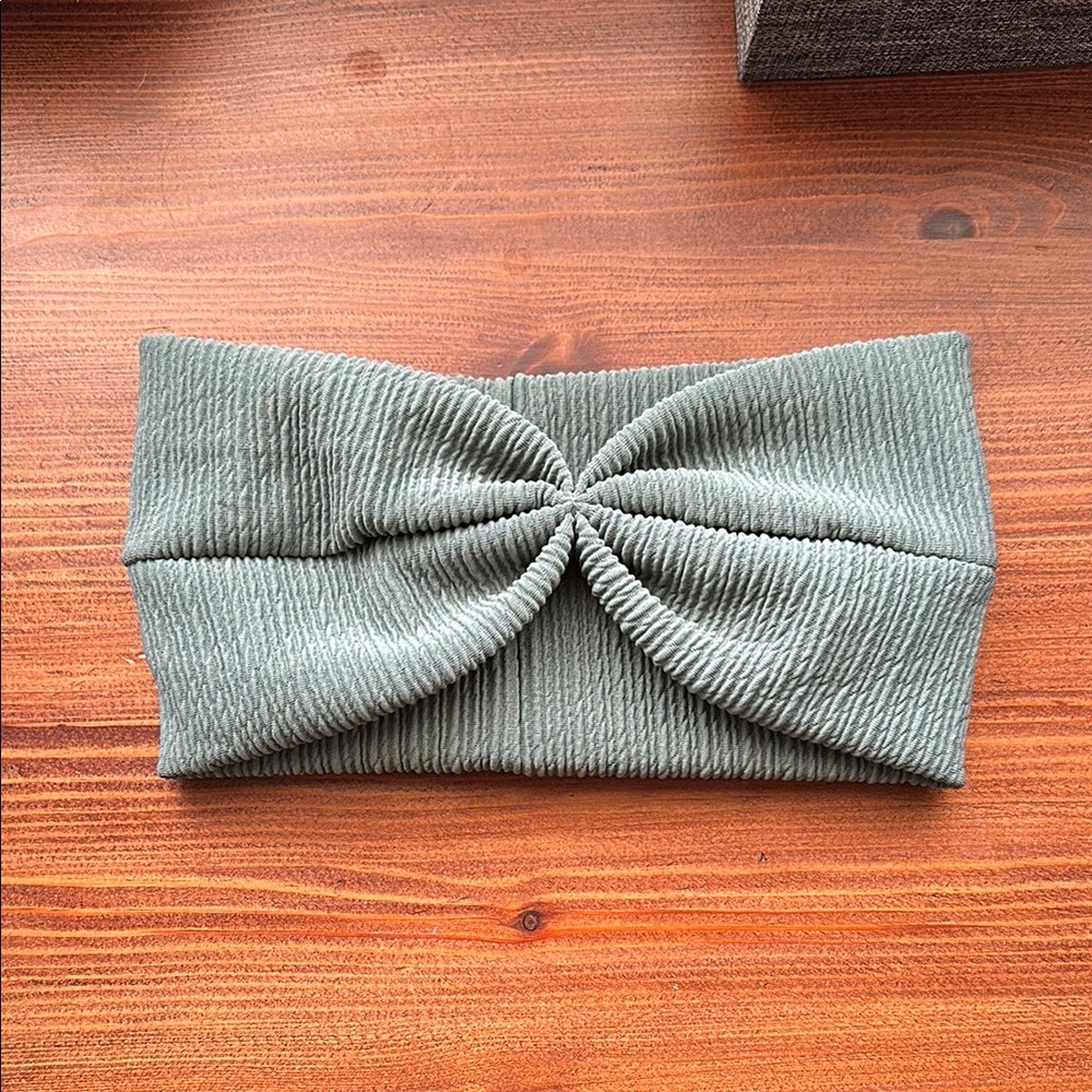 Green Textured Headband Wrap